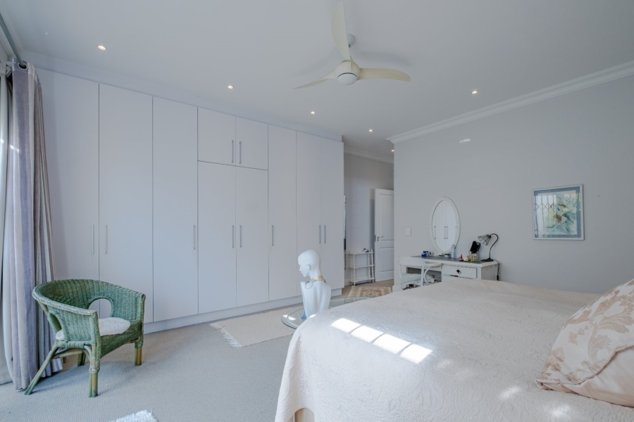 3 Bedroom Property for Sale in Chanteclair Western Cape